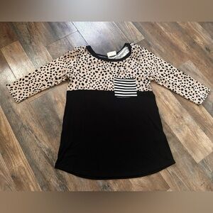 Eleven Oaks boutique 3/4 sleeve mixed media top size medium